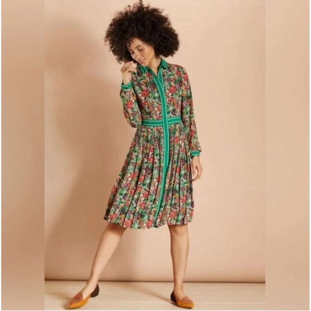 Elegant Floral Long Sleeve Dress with Green Accents